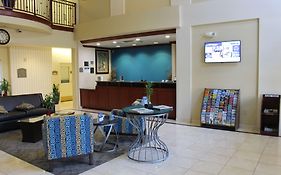 Best Western Plus Lake Elsinore Inn & Suites